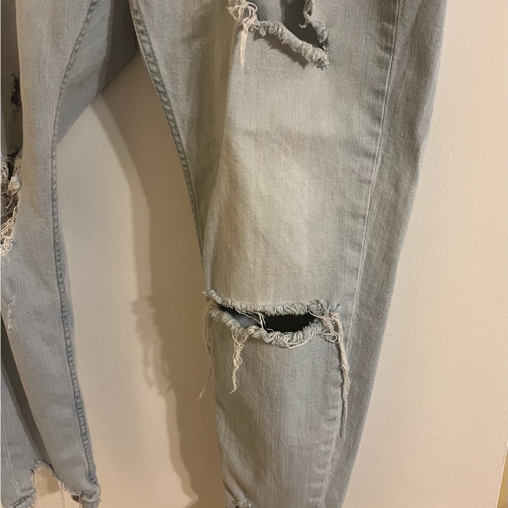 Zara distressed jeans. - Picture 5 of 13